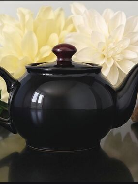 Sadler Brown Betty Teapot Mid Century English Redware Ceramic Rockingham Glaze